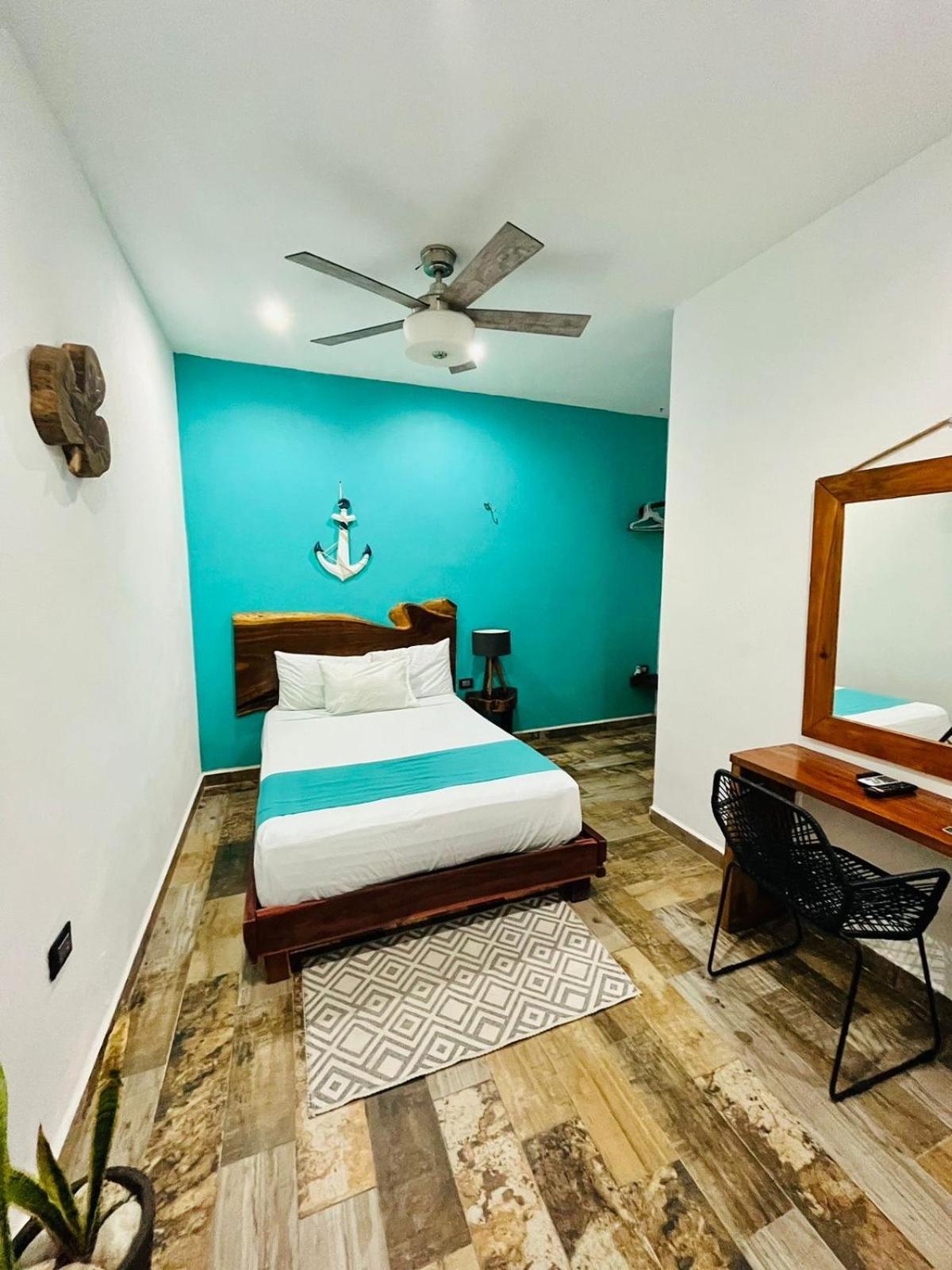 Hotel Y Beach Club Casa Mia Xulha -Bacalar Xul-Ha Экстерьер фото